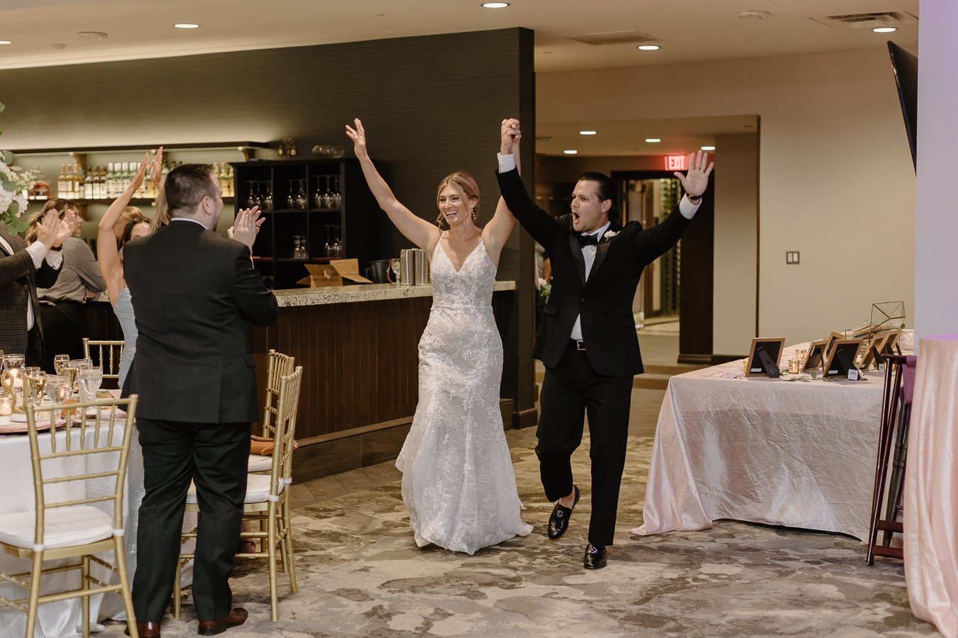 walnut-creek-country-club-wedding-south-lyon-michigan-270.jpg