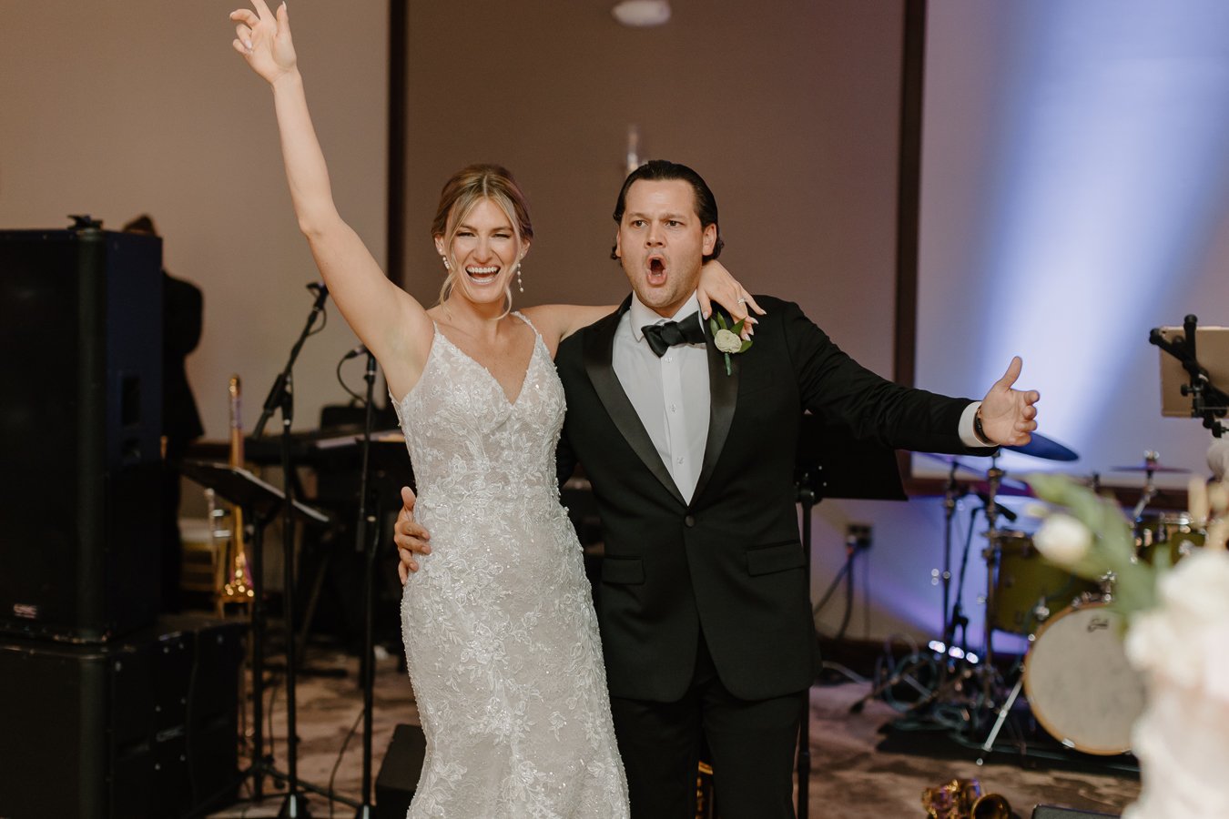 walnut-creek-country-club-wedding-south-lyon-michigan-272.jpg