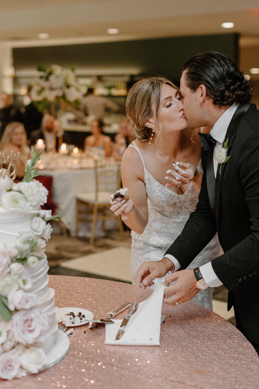 walnut-creek-country-club-wedding-south-lyon-michigan-278.jpg