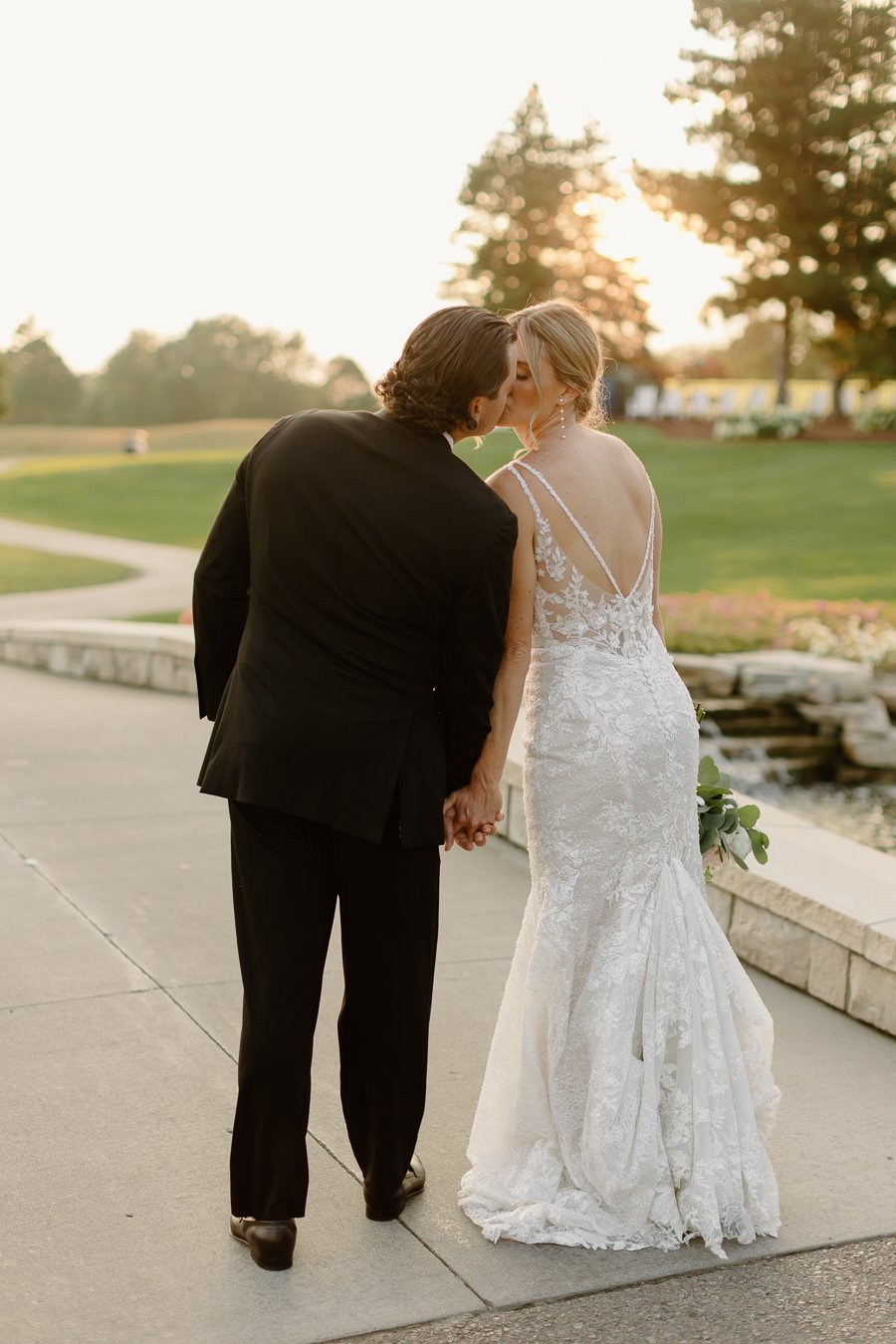 walnut-creek-country-club-wedding-south-lyon-michigan-299.jpg