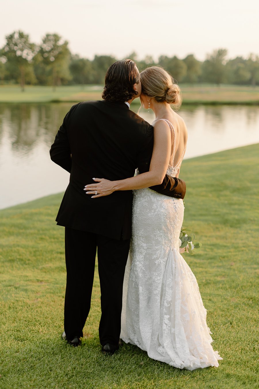 walnut-creek-country-club-wedding-south-lyon-michigan-304.jpg
