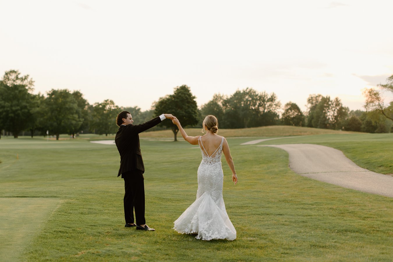 walnut-creek-country-club-wedding-south-lyon-michigan-324.jpg