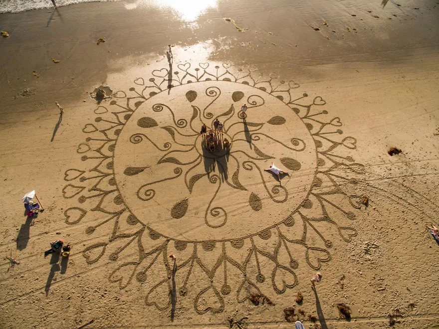 sand-paintings-earthscape-andres-amador-6.jpg