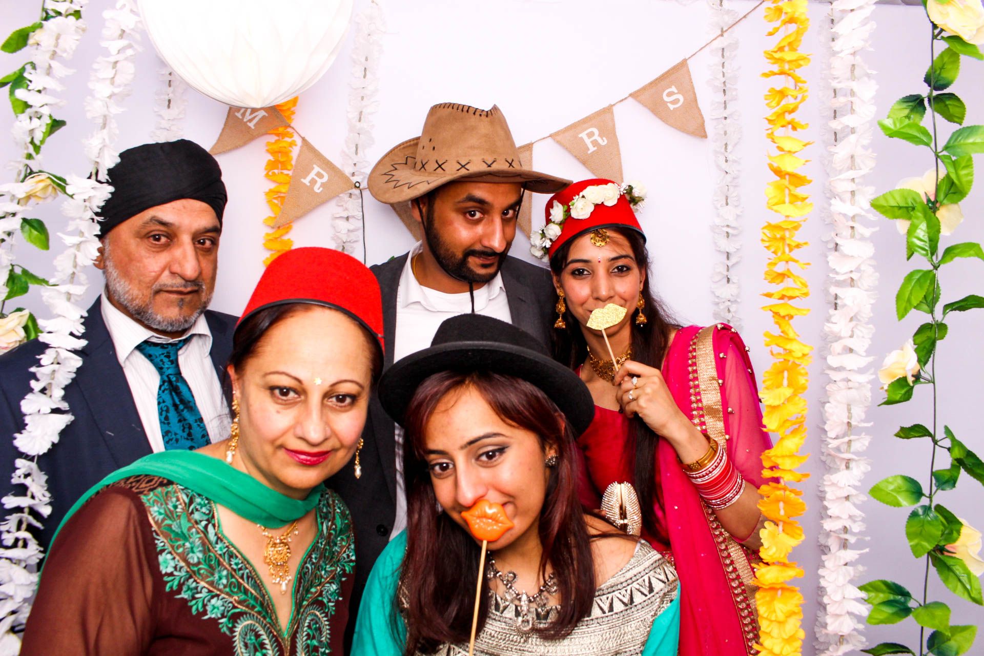 www.fotoauto.co photo booth hire-120.jpg