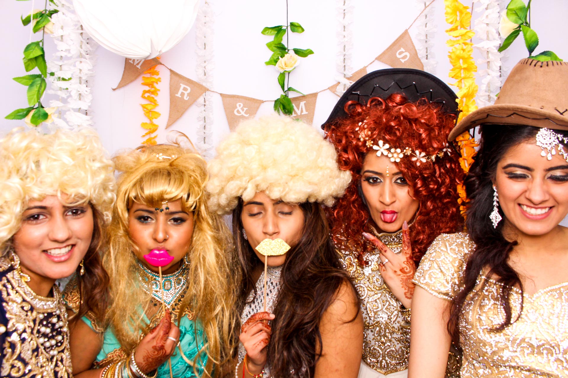 www.fotoauto.co photo booth hire-140.jpg