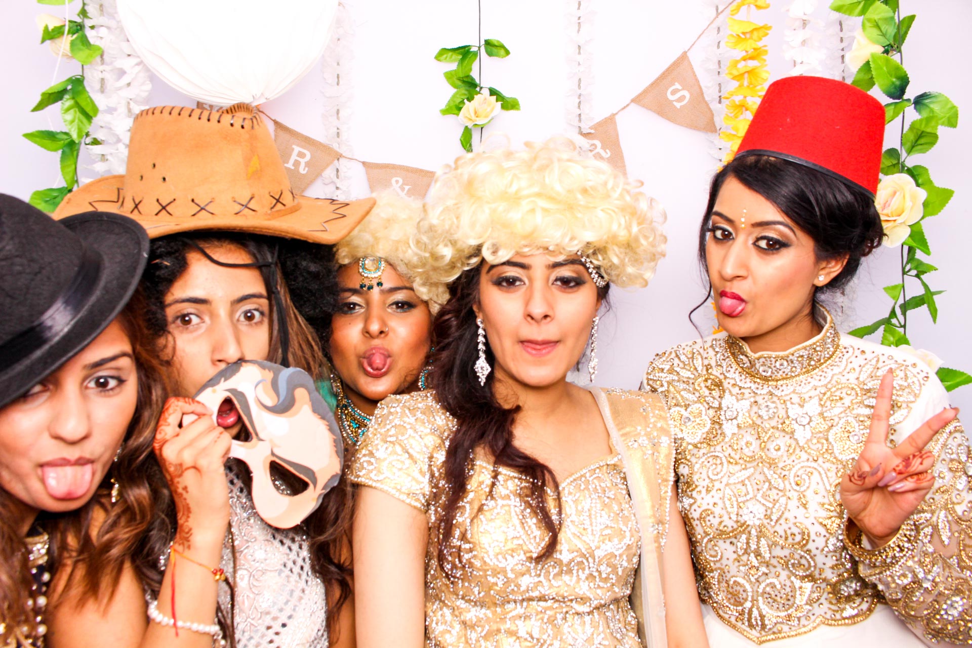 www.fotoauto.co photo booth hire-146.jpg