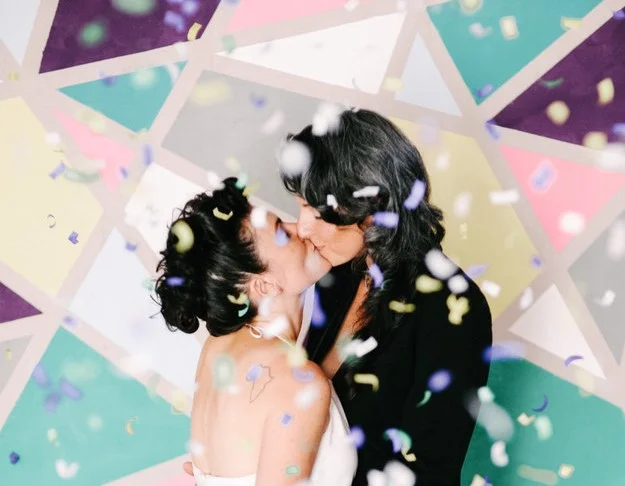 10 Stunning, Pinterest Worthy Backdrops For Your Wedding