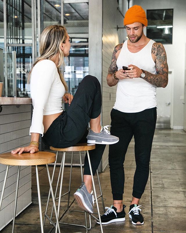 His and hers. COMUNITYmade shoes come in men&rsquo;s and women&rsquo;s sizes in unisex styles. So do it. Get matchy. 👯&zwj;♂️