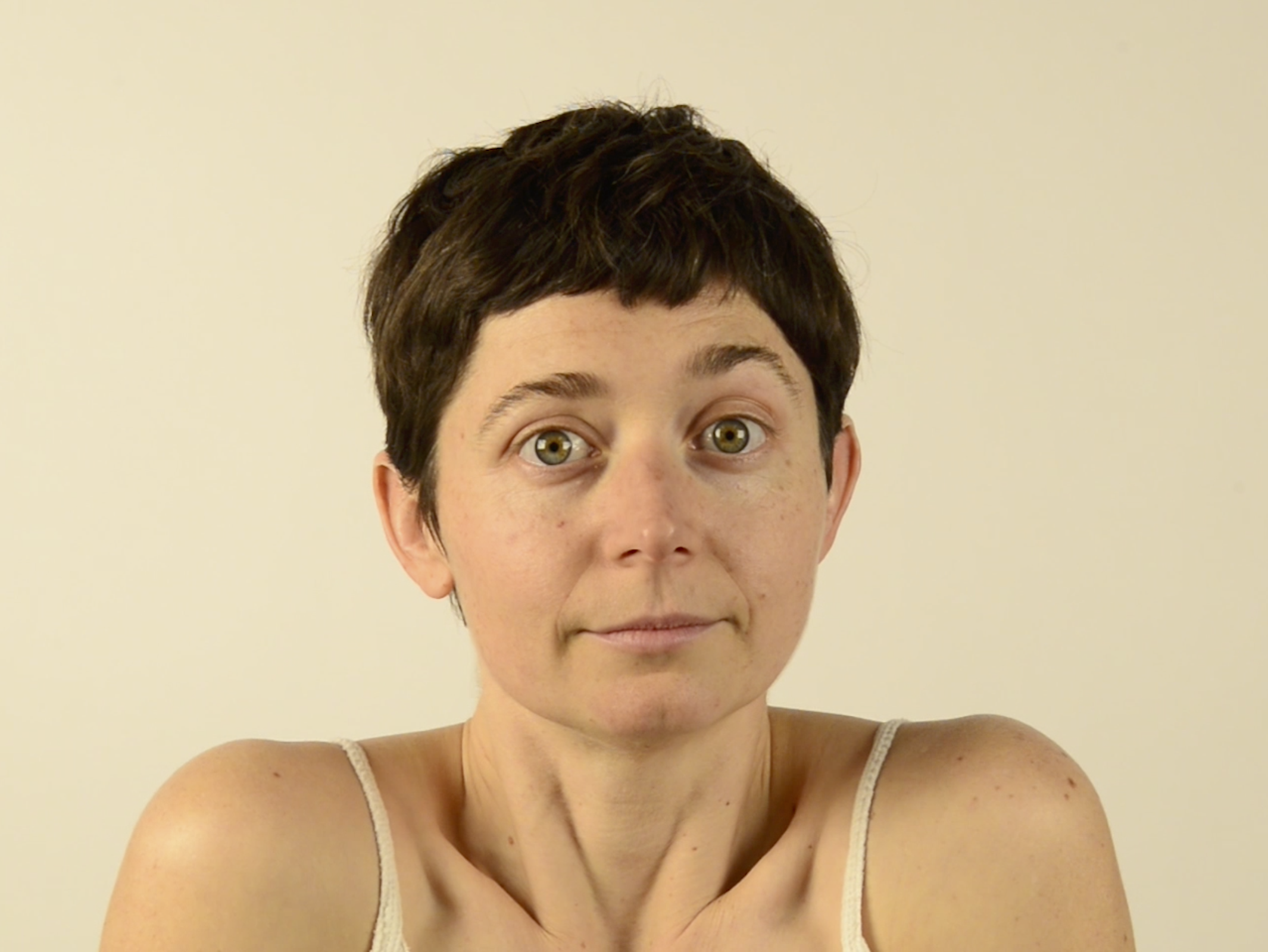 Lucinda Trask & Antoine Midant Ways of Saying Hello , Dimensions Variable, Video Installation. (Still)