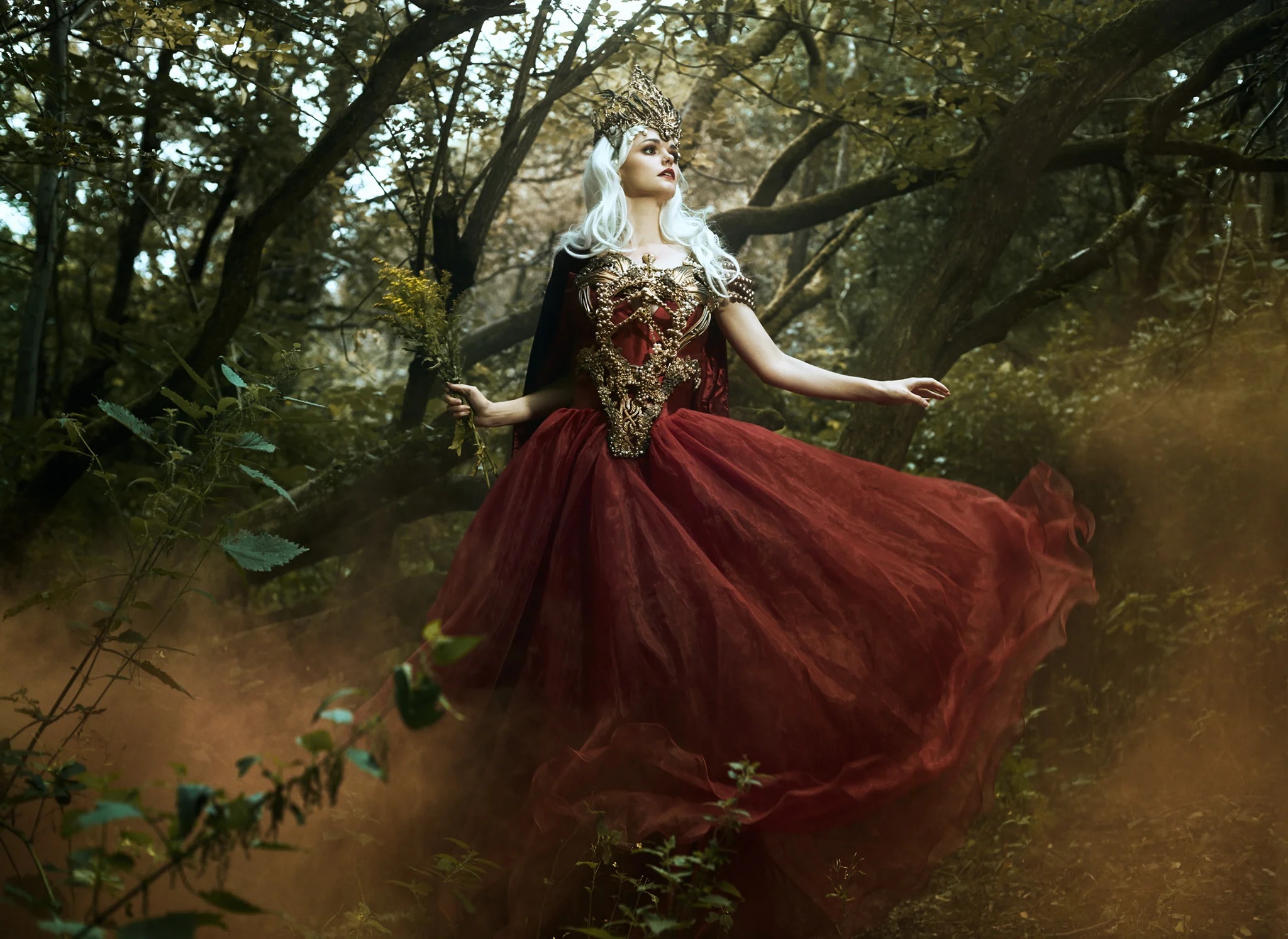 Bella_Kotak_Profoto_Canon_Fairytale_Fantasy_Photography_Portrait_Portraiture_Flowers_FLoral_Queen_Princess_Disney_Fashion_Editorial_A1_Lighting_Pink_Hair_Magical_Ethereal_Solstice_Retouch_8.jpg