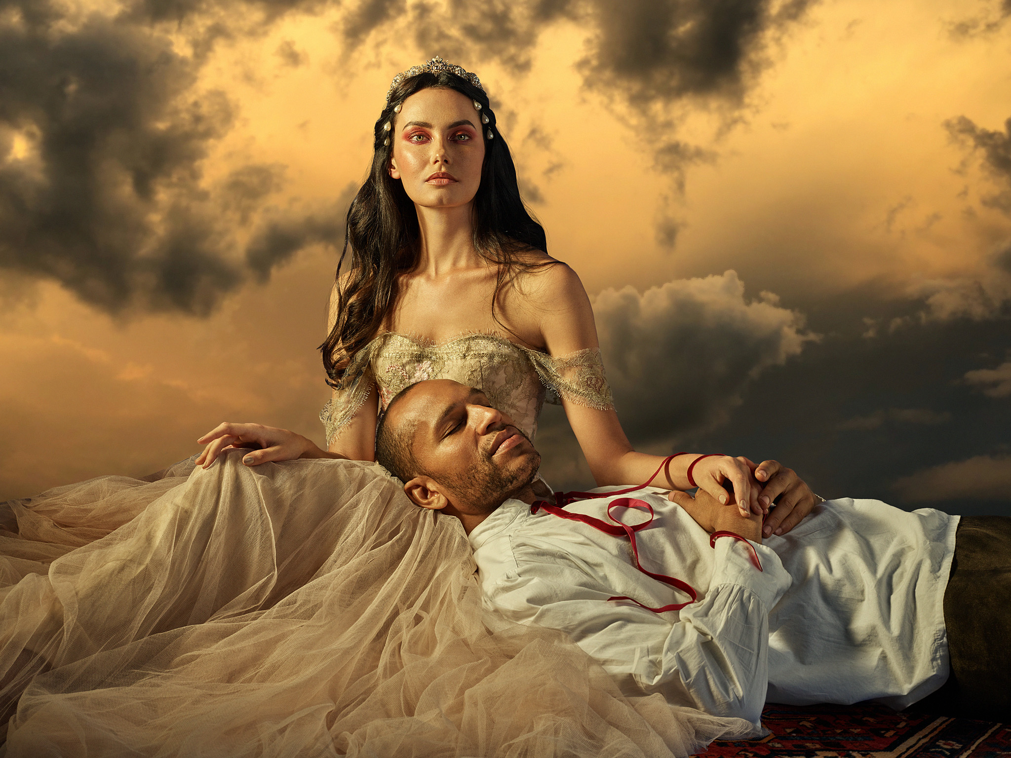 s_bella_kotak_dubai_creative_experience_jo_fleming_queen_fairytale_fantasy_desert_sky_sharp.jpg