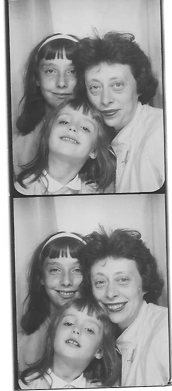 photobooth pictures Mom El In.jpg
