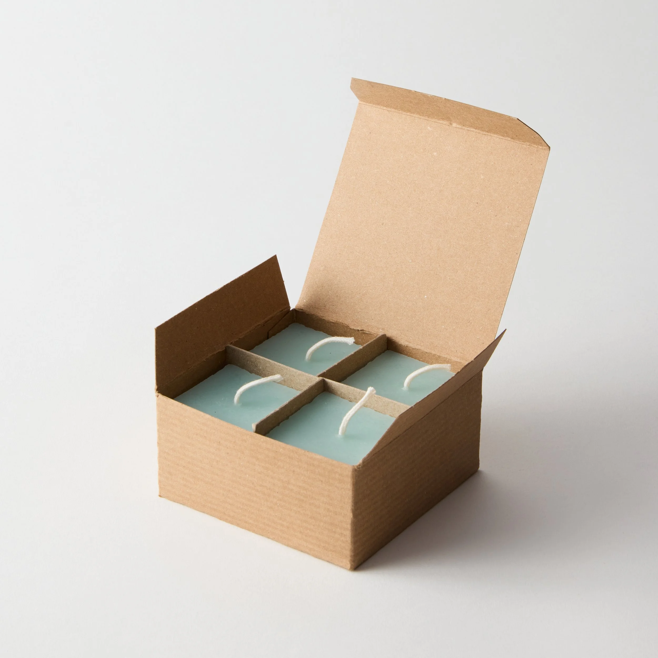 L-OUVRIERE_BOX-OF-CUBES-SET-OF-4_BLUE.jpg