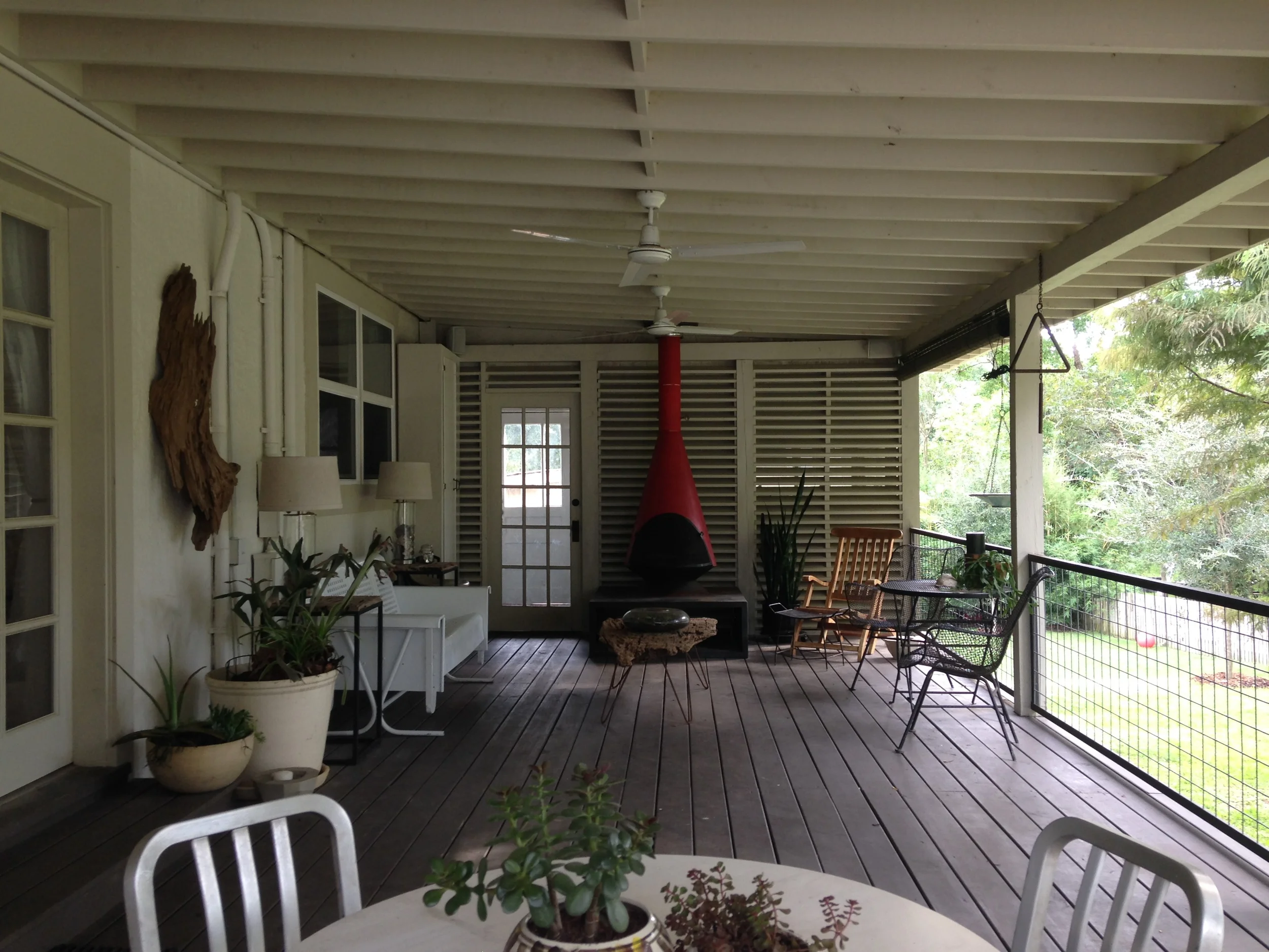 Side porch