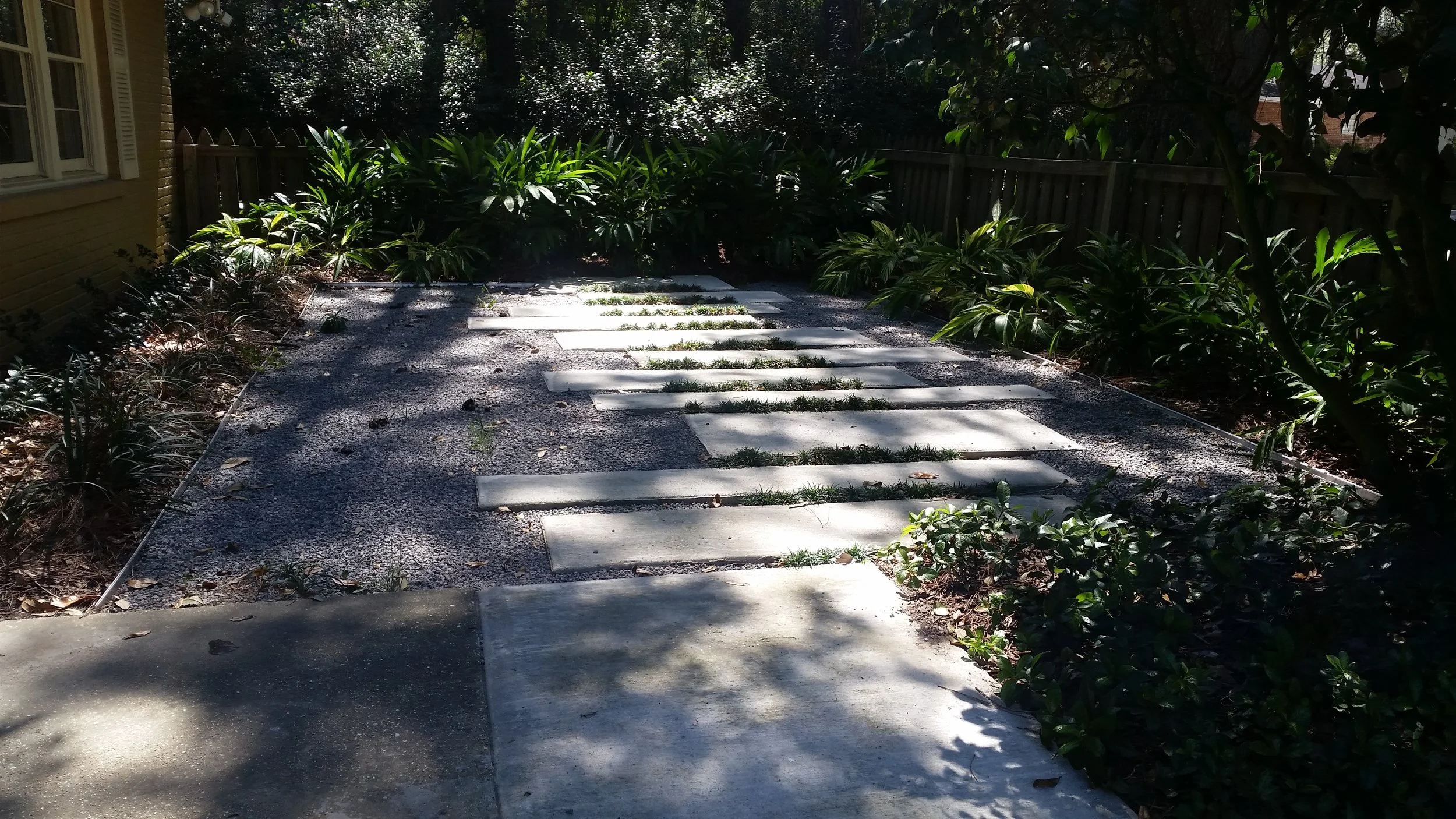 the front entry reflect the homeowner's love of music