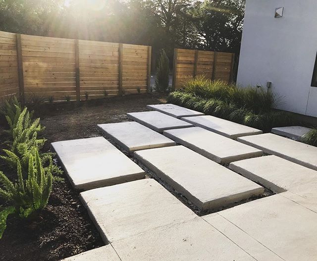 We&rsquo;re getting close to seeing this #midcity courtyard for @stundesign wrapping up in the next few weeks.  No doubt this space will hold good times with some pretty cool people! 
#landscapearchitecture #moderndesign #gatheringspaces