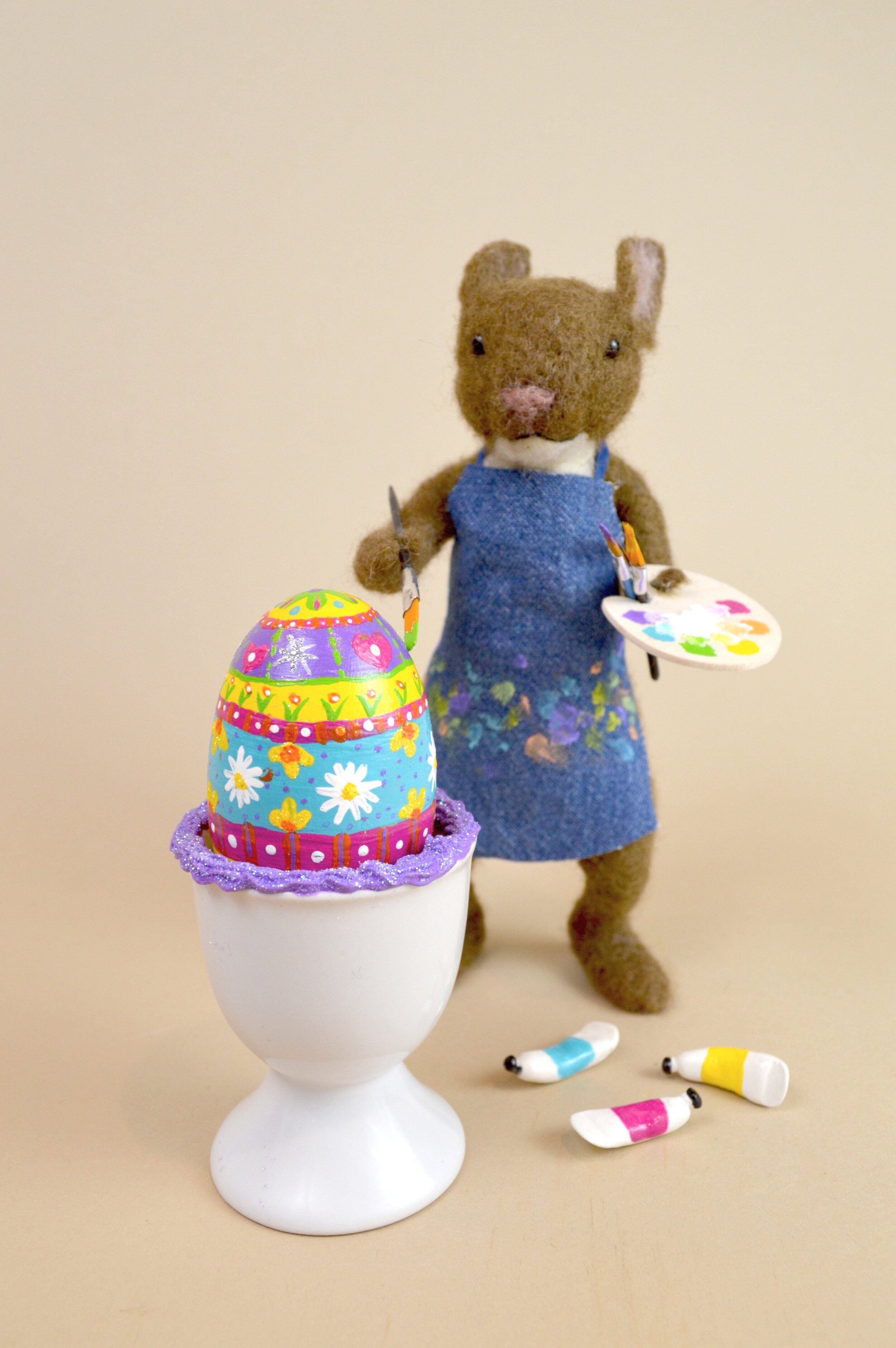 Easter Bunny Painting Eggs