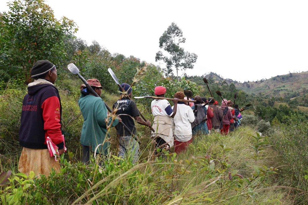 This team of workers are en route to the project site, where they'll dig kilometres of trenches to lay the pipes that will provide access to clean, drinkable water.