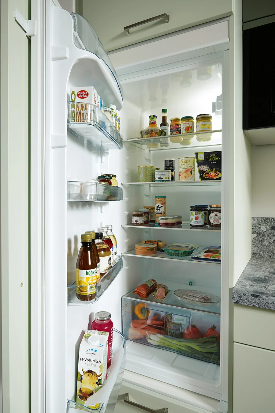 BIE-L215_Kuehlschrank.jpg