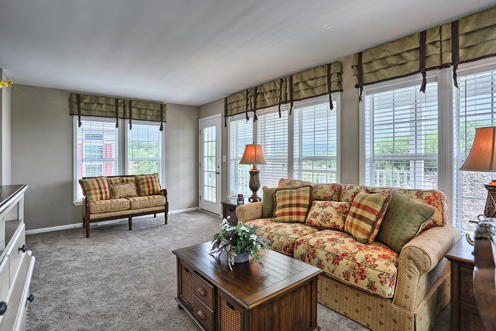P27A6028-HDR(7).jpg