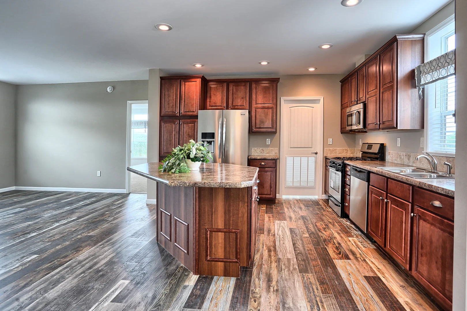 P27A5818-HDR(7).jpg