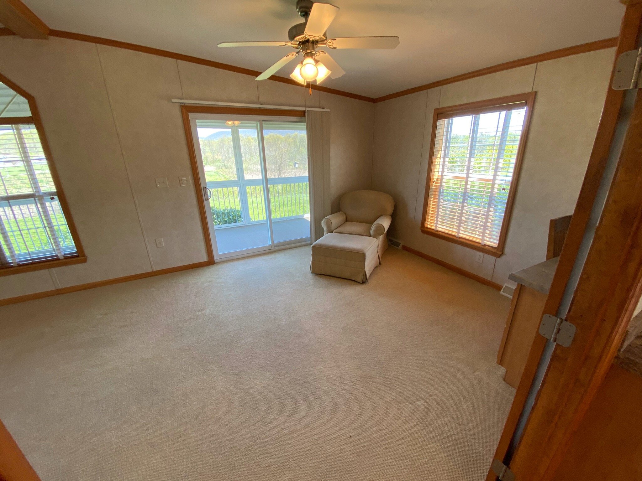 30 Adele Avenue (Pre-Owned) - 5 of 20.jpeg