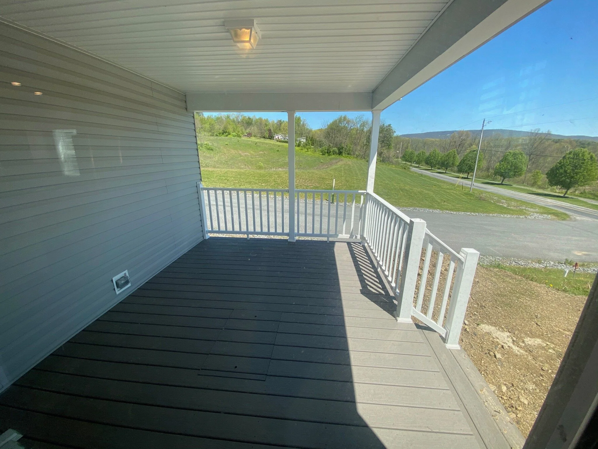 102 Glenridge Drive - 1 of 17.jpeg