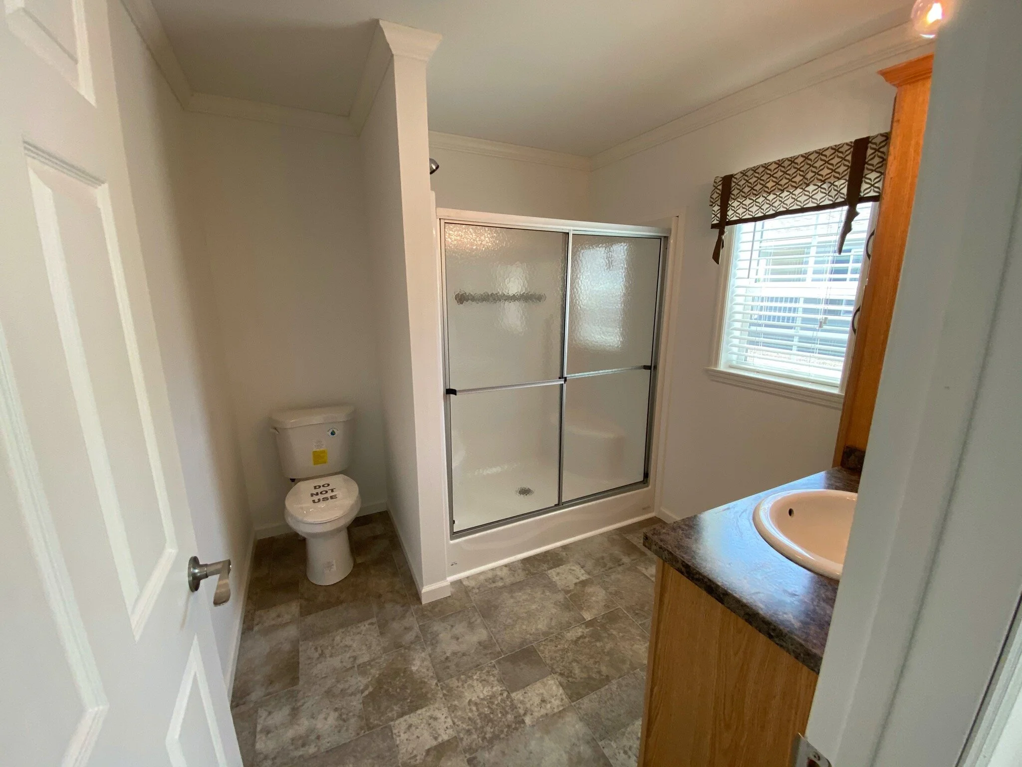 102 Glenridge Drive - 10 of 17.jpeg