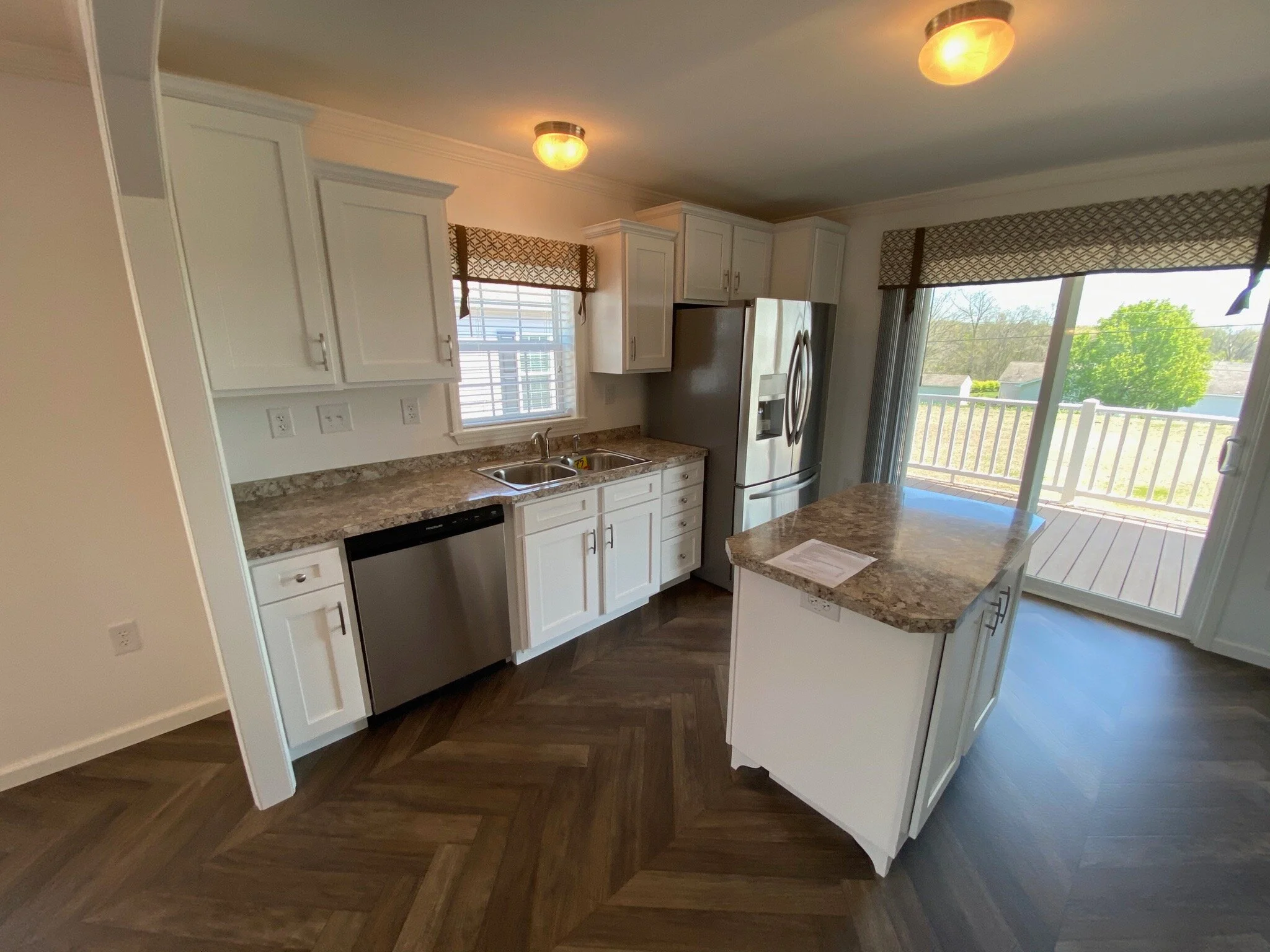 102 Glenridge Drive - 14 of 17.jpeg