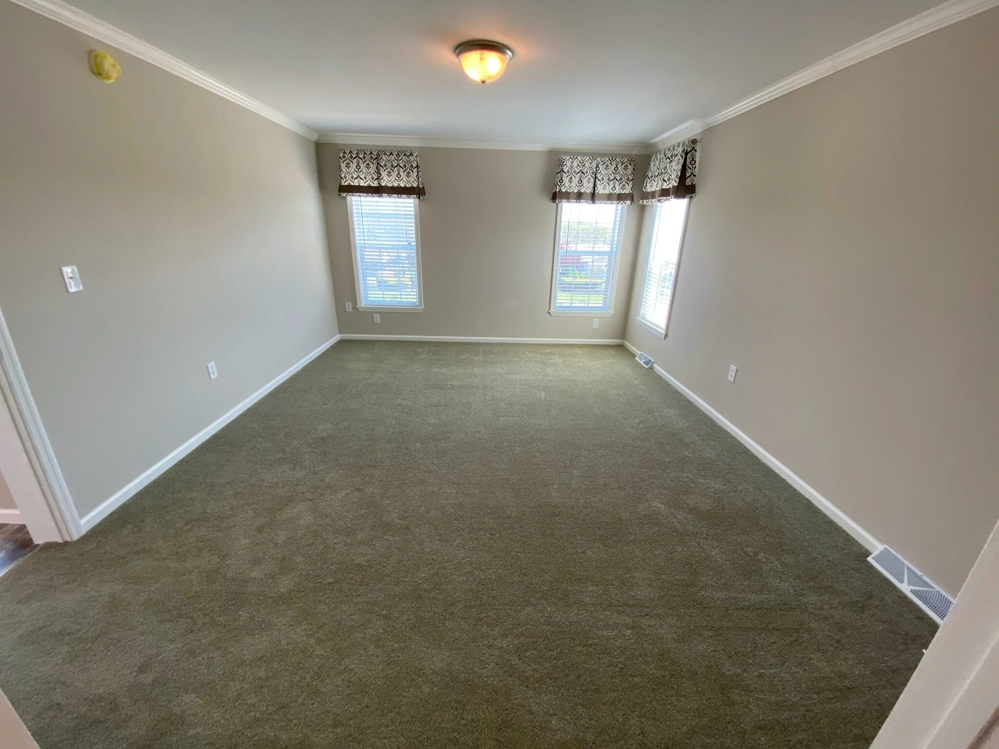 104 Glenridge Drive - 14 of 15.jpeg