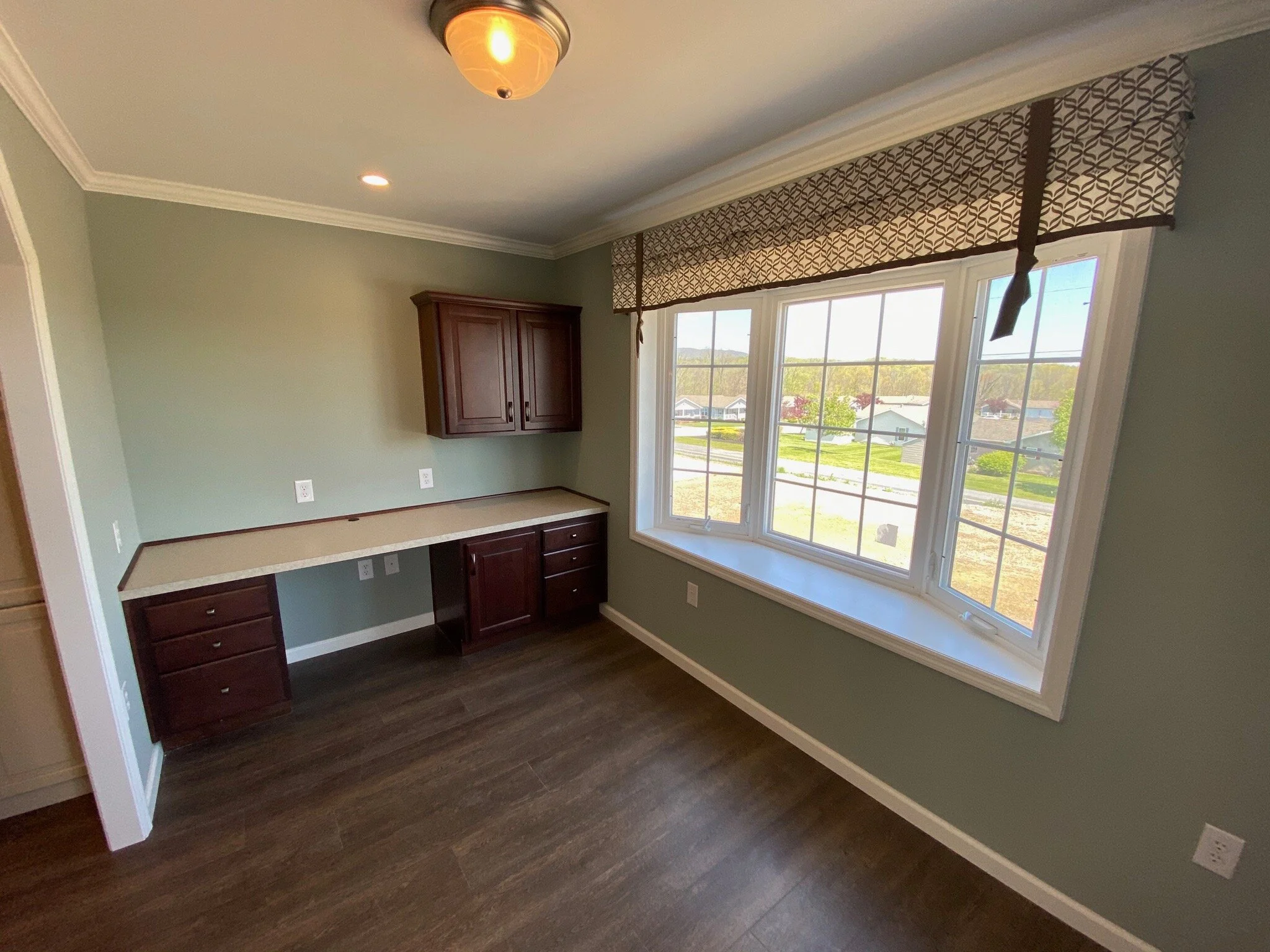 110 Glenridge Drive - 16 of 19.jpeg