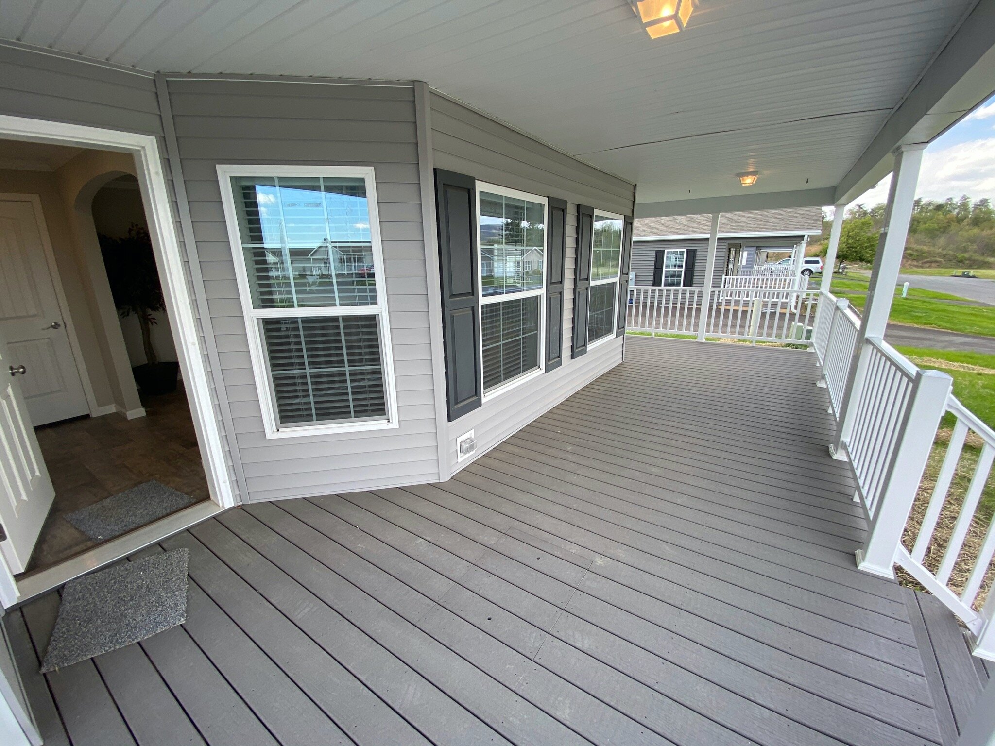 162 Glenridge Drive - 4 of 22.jpeg