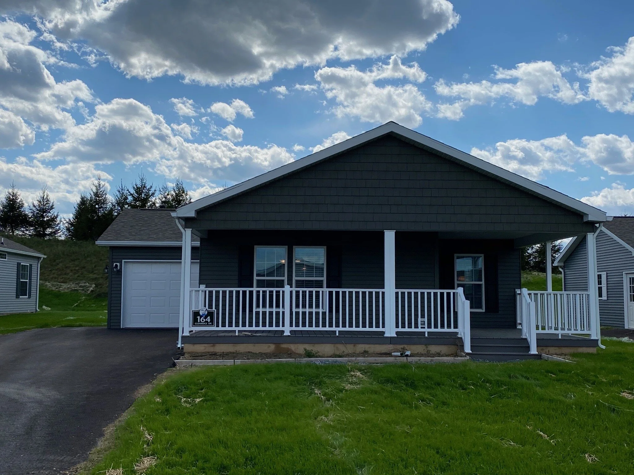 164 Glenridge Drive - 1 of 16.jpeg