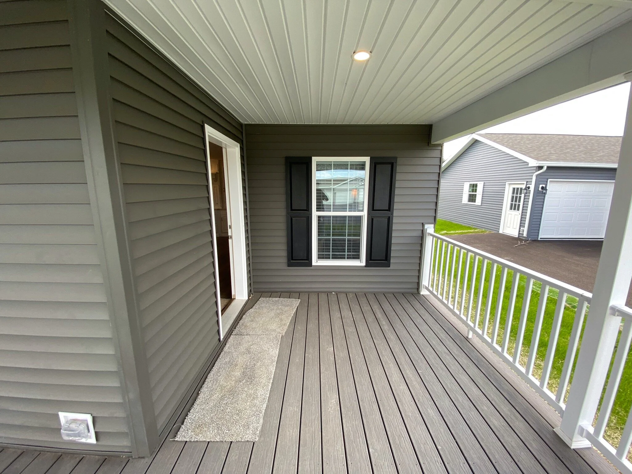 164 Glenridge Drive - 3 of 16.jpeg