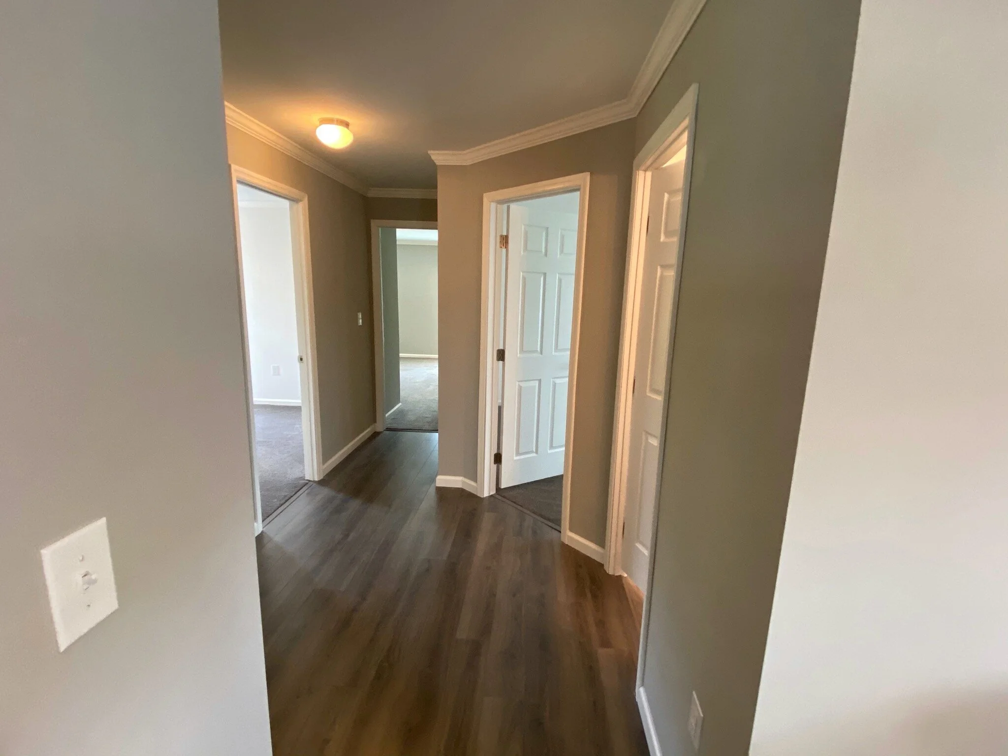 164 Glenridge Drive - 7 of 16.jpeg