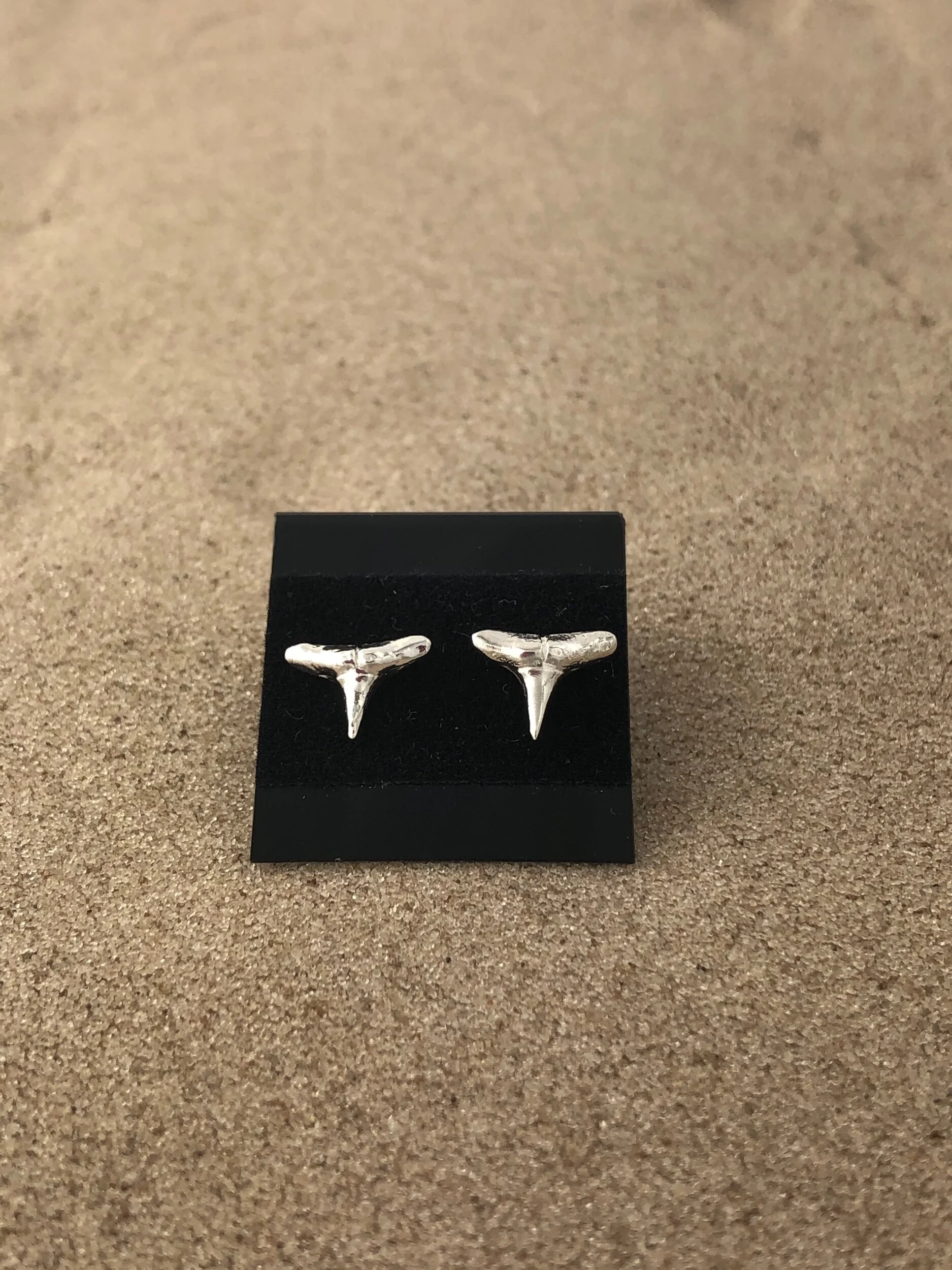 DDF885C8-210E-428F-AD3A-FDF75E6BA113