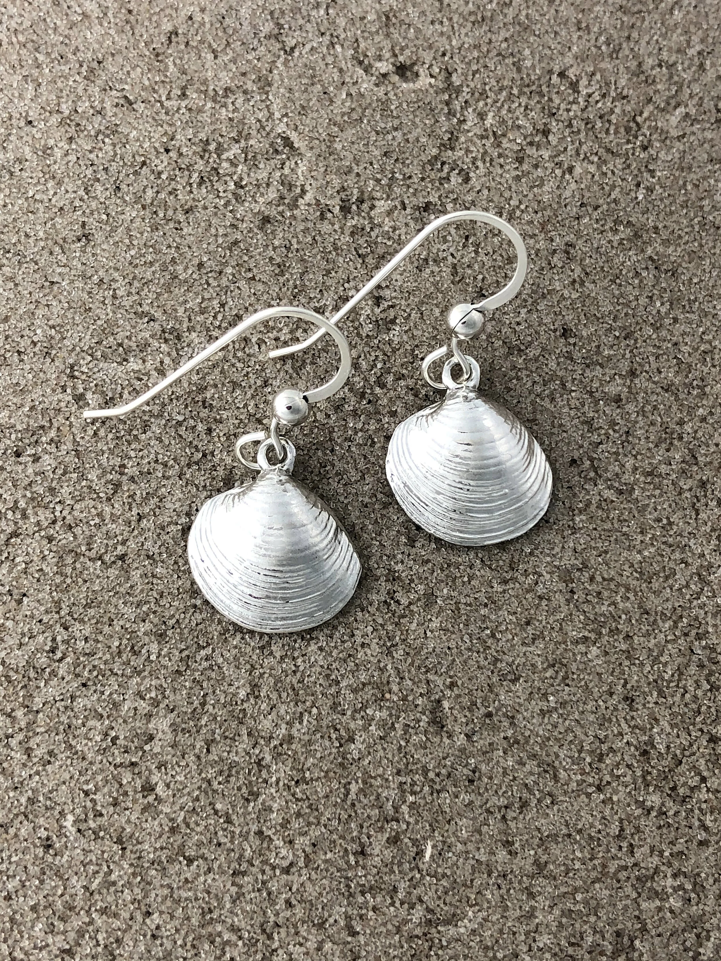 Clam Shell Wire Earrings