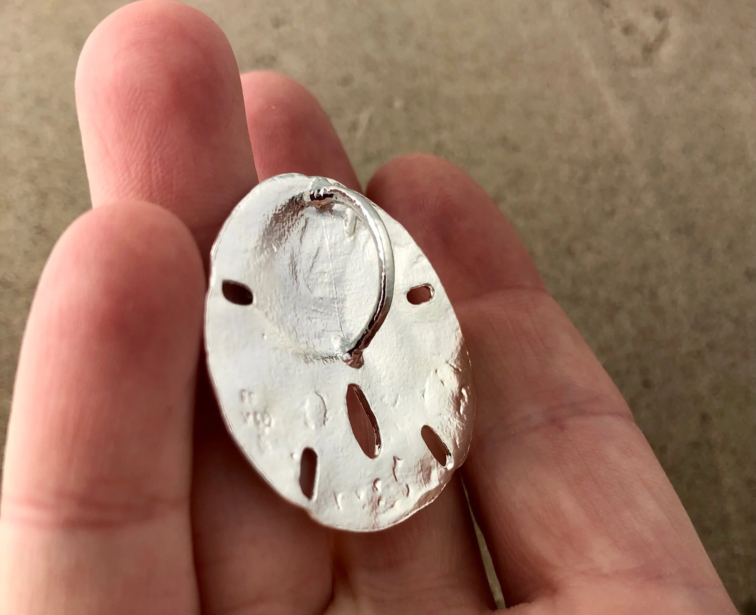 6AD2EBDE-EFEE-4C8A-951C-6AD4F721CC3C