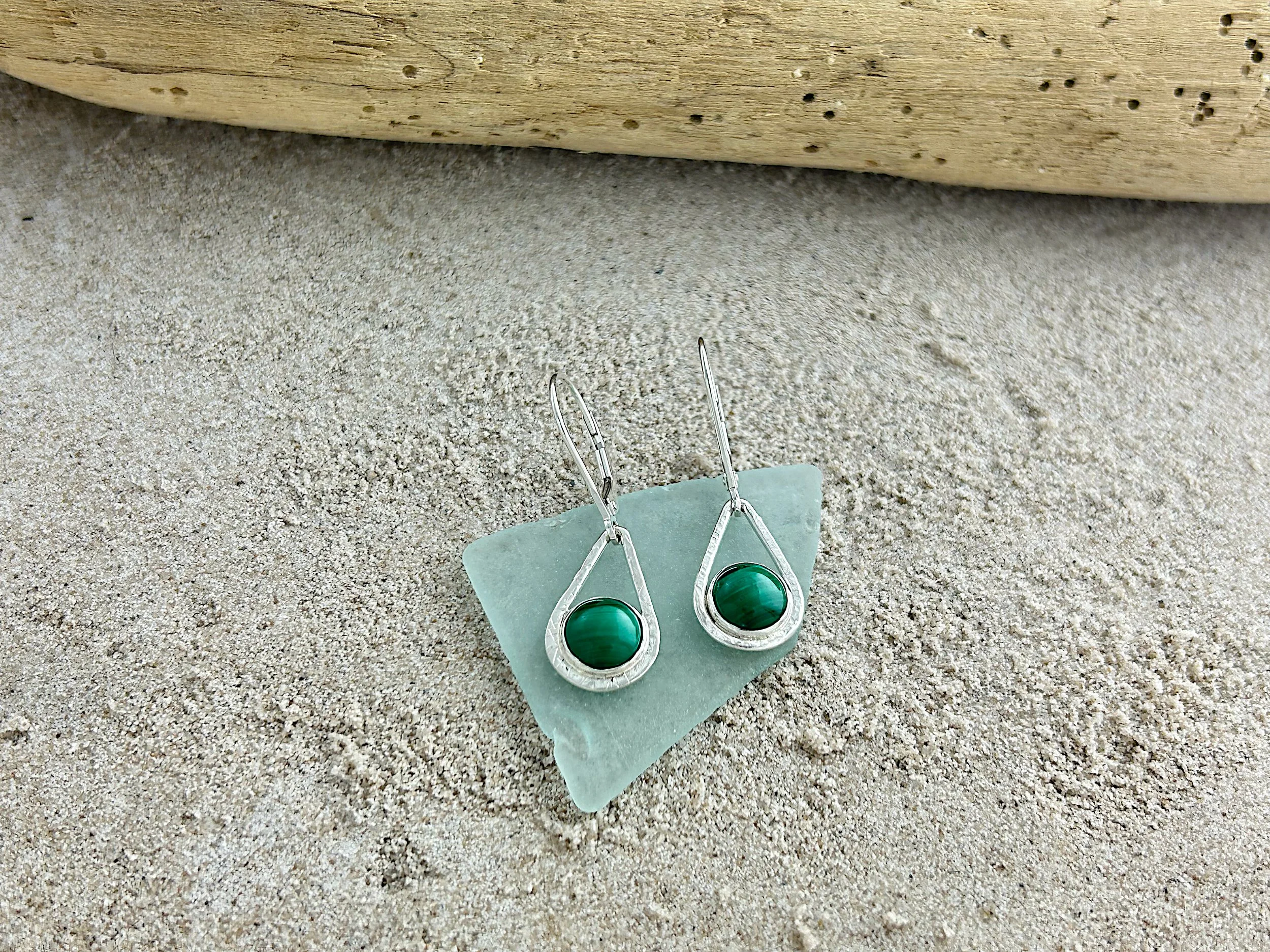 Malachite raindrop1.jpg
