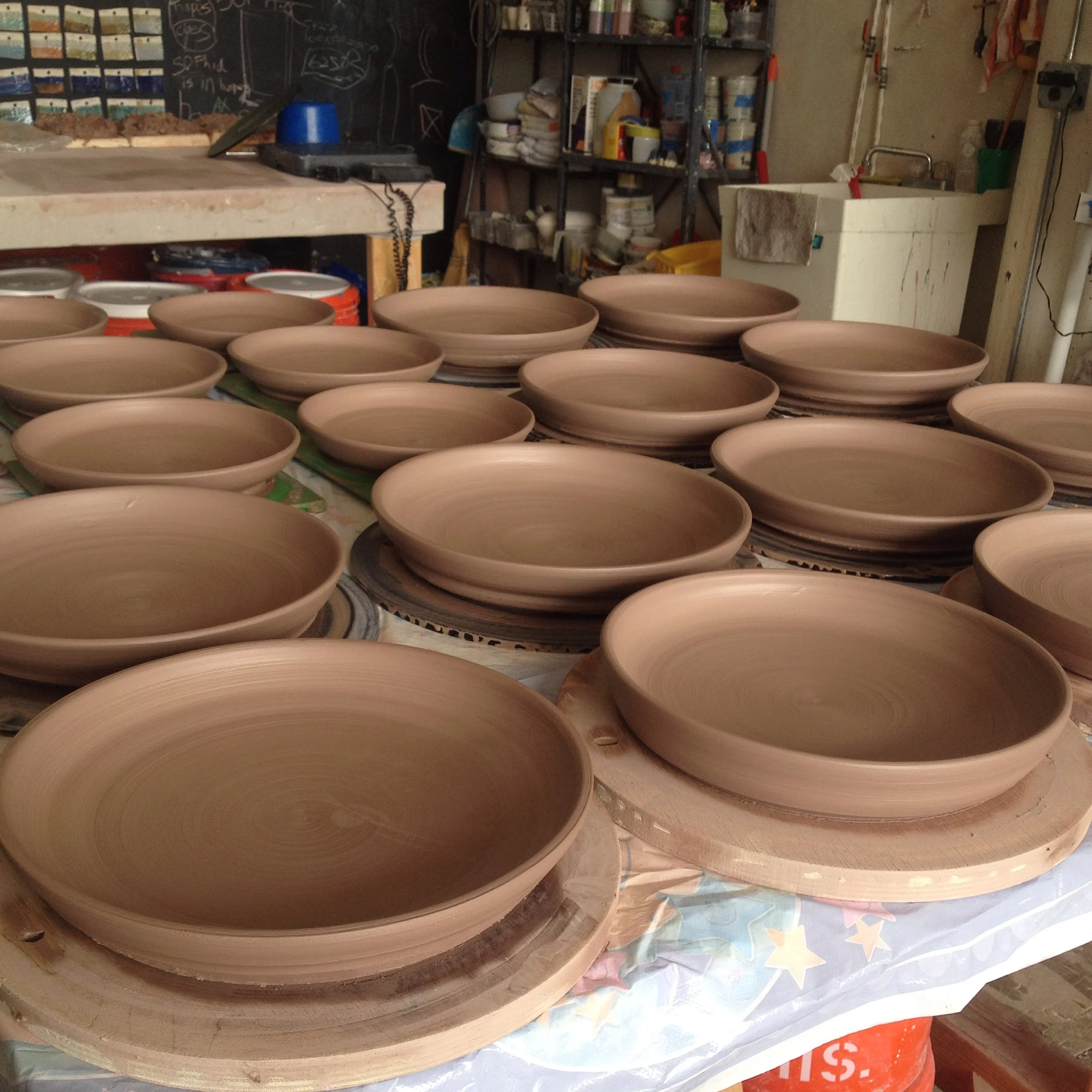 handmadeceramicdinnerware.jpg