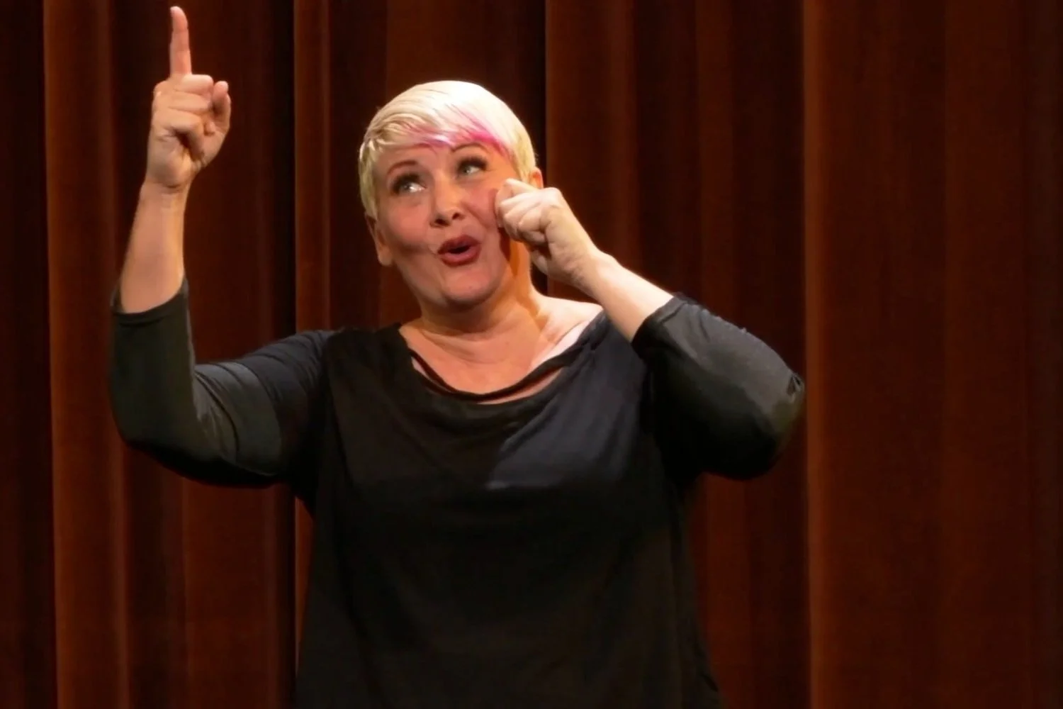 In Portland: Fake Radio's Erin Fitzgerald in...  "The Wonderful Woman of OZ!"