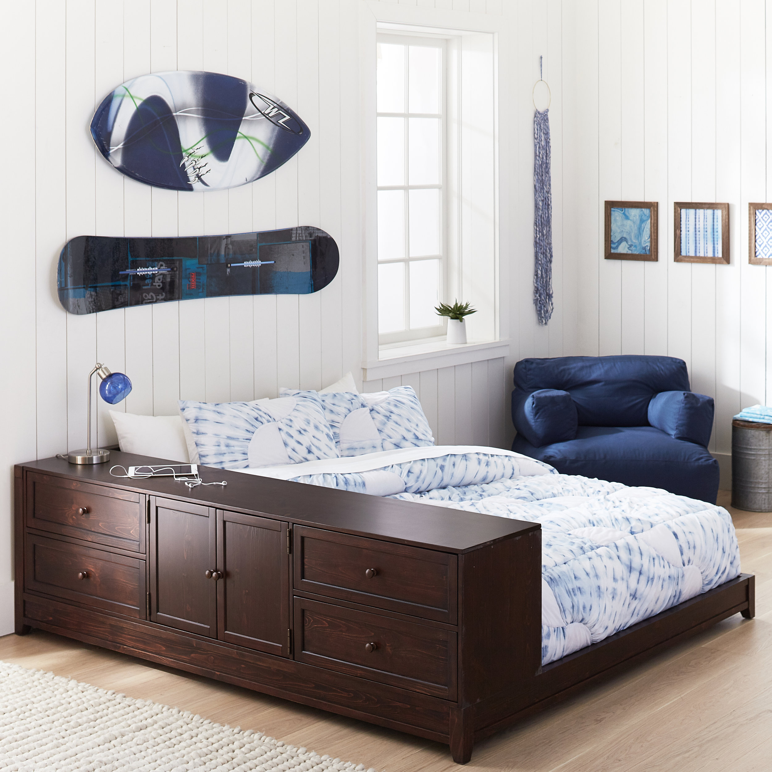 Beds Jody Moon