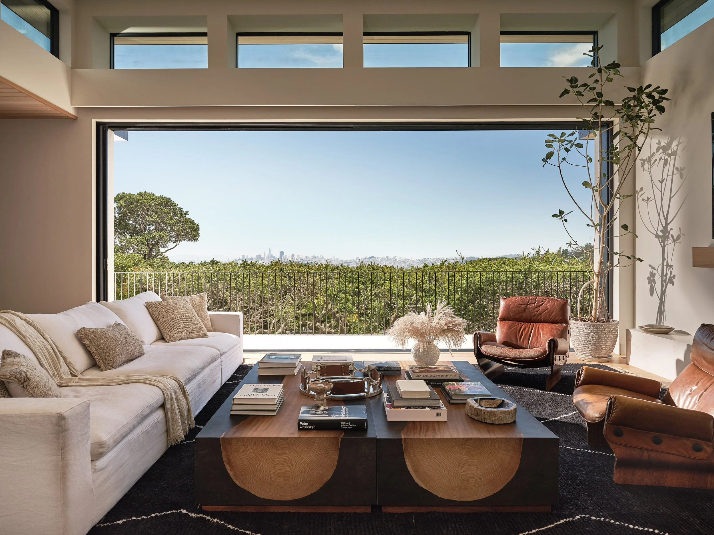 654Sausalito_Living_01.JPEG