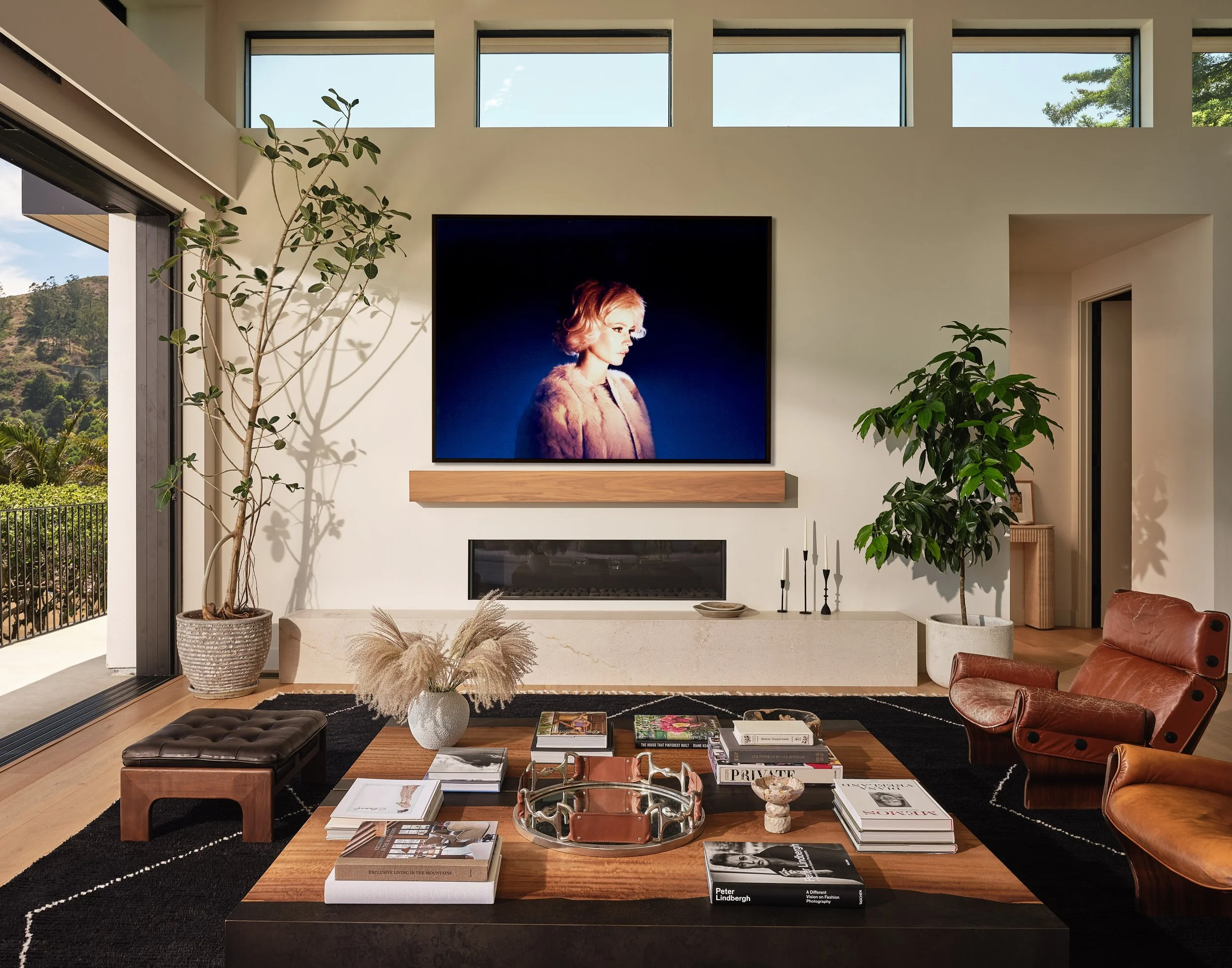 654Sausalito_Living_02.JPEG