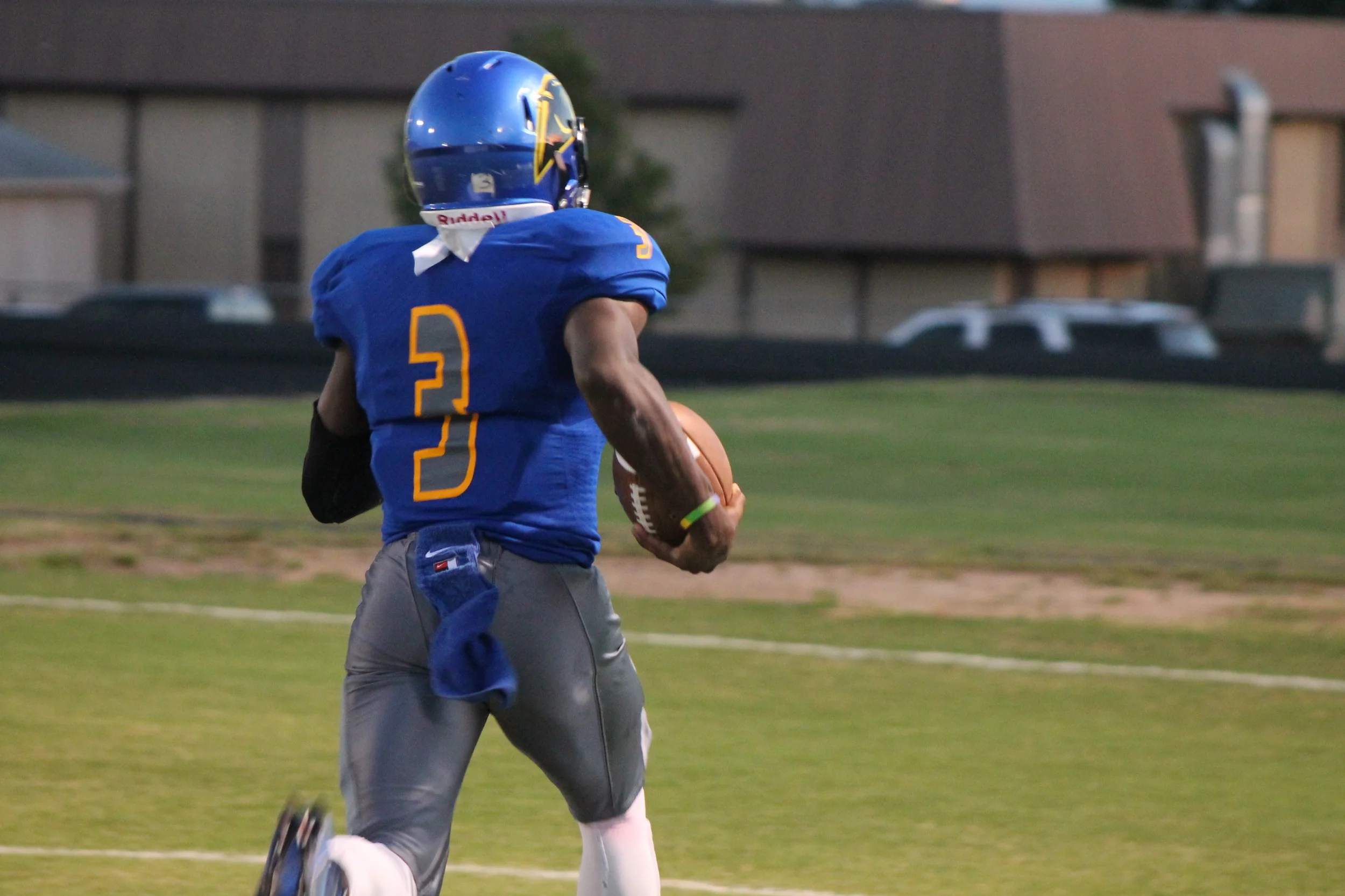 (Photo by Adam Routon) Versache Buchanan scoring on a 39 yard run in the first quarter