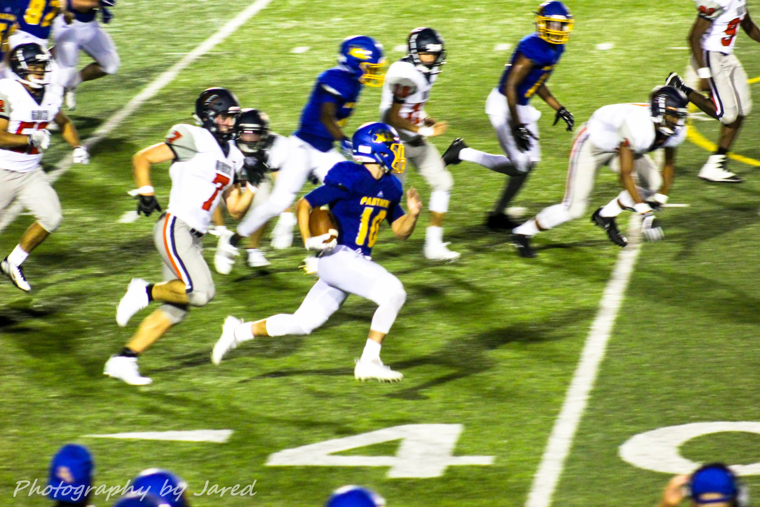 (Photo by Jared Routon) Jeremiah Guenther with a break away run against Leander Glenn. Guenther finished with 181 yards rushing for North Lamar