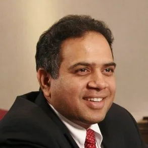 Headshot - Srinivas Pulavarti.jpg