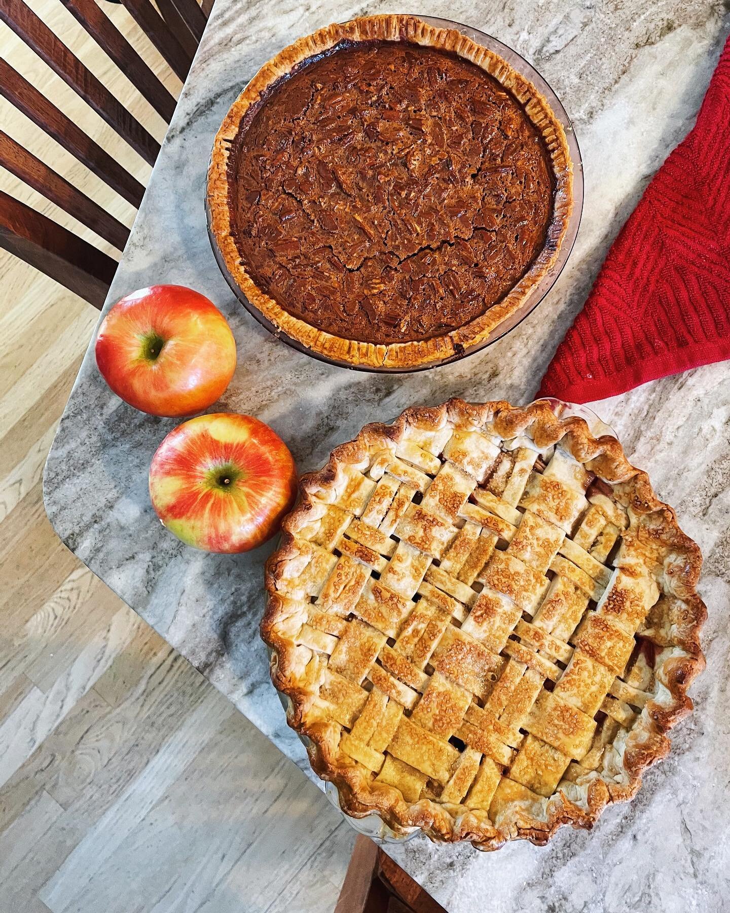 Happy Thanksgiving! Celebrating with an apple blackberry and malted chocolate pecan pie.