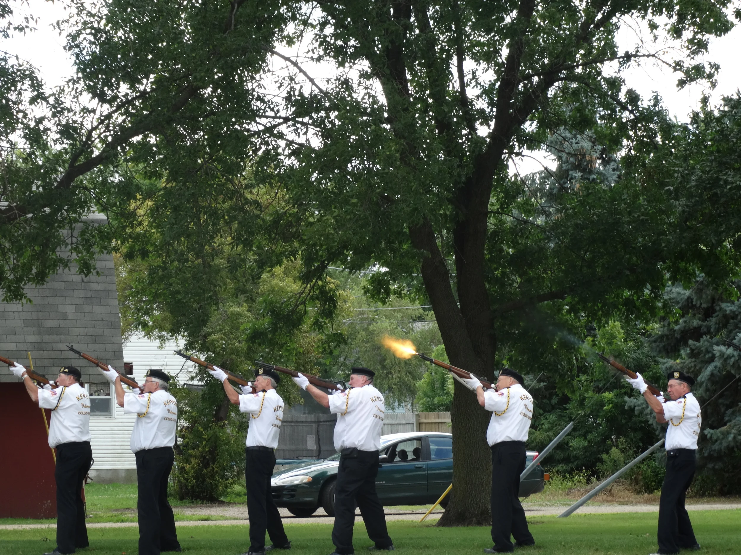 3 Volley Salute