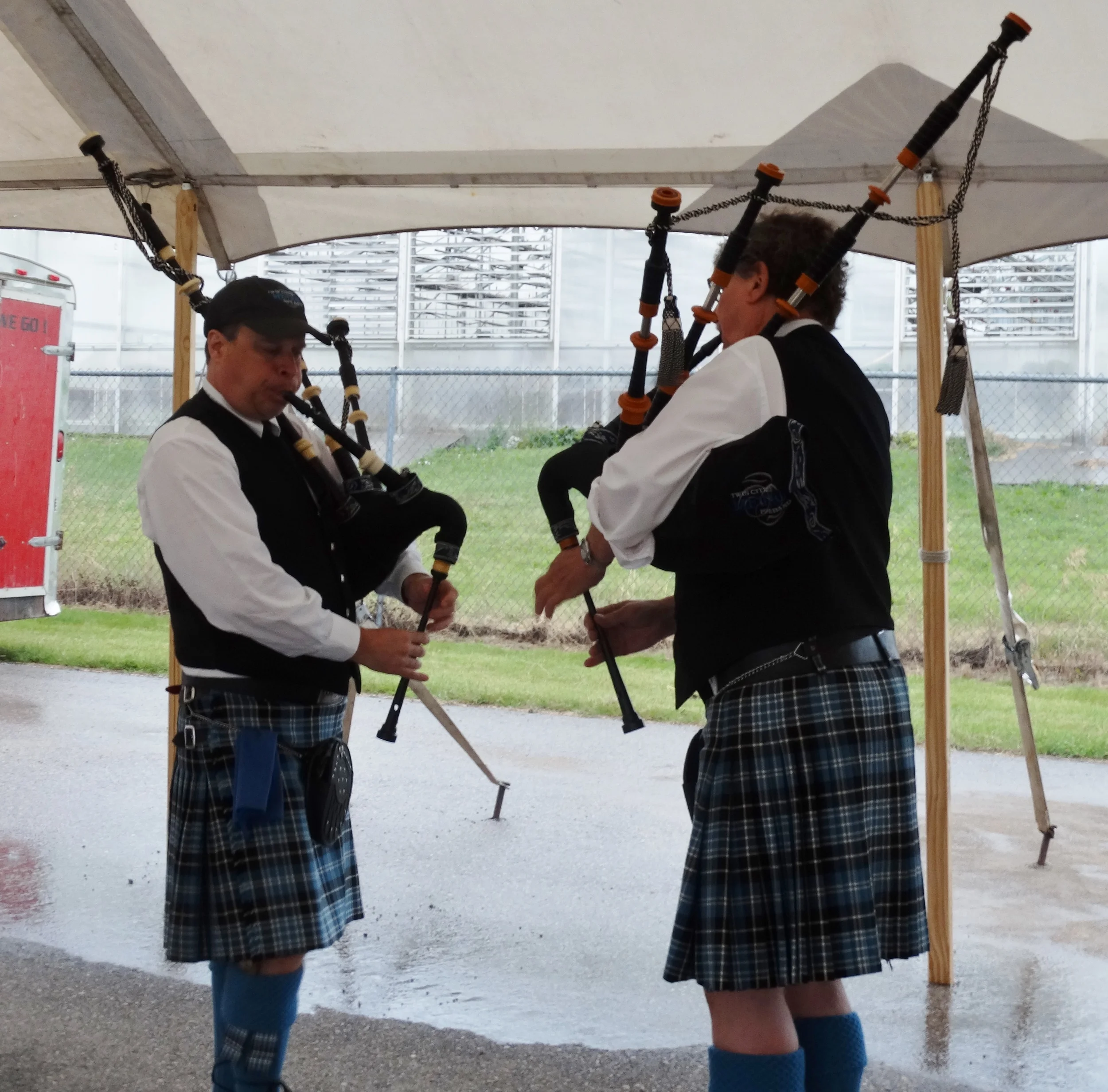 Bagpipers from Minneapolis